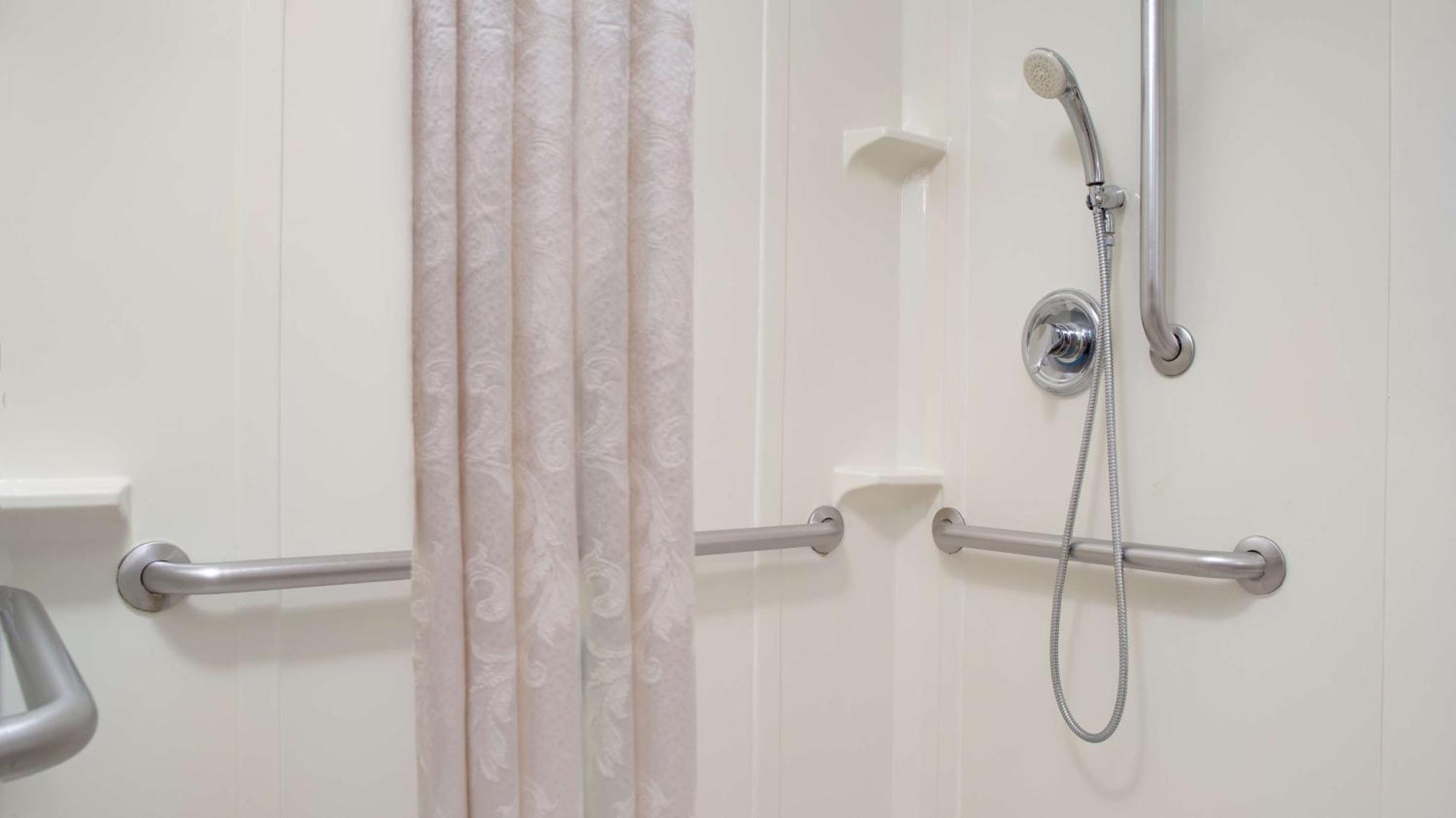Doubletree By Hilton Hotel Chicago Wood Dale - Elk Grove Экстерьер фото