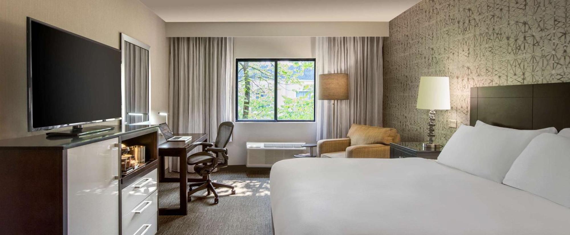 Doubletree By Hilton Hotel Chicago Wood Dale - Elk Grove Экстерьер фото